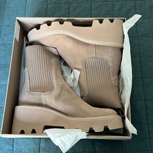 Dolce Vita Hoven H2O Booties